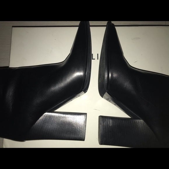 CÉLINE BLACK HEELED BOOTS - Picture 4 of 7